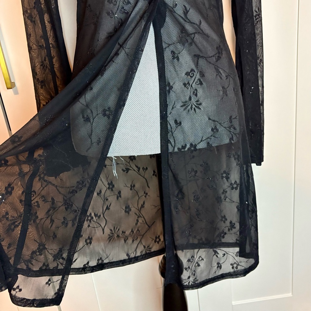 Vintage Sheer Black Floral Mesh Sparkle Duster Top with Bell Sleeves | XS/S - Picture 6 of 11